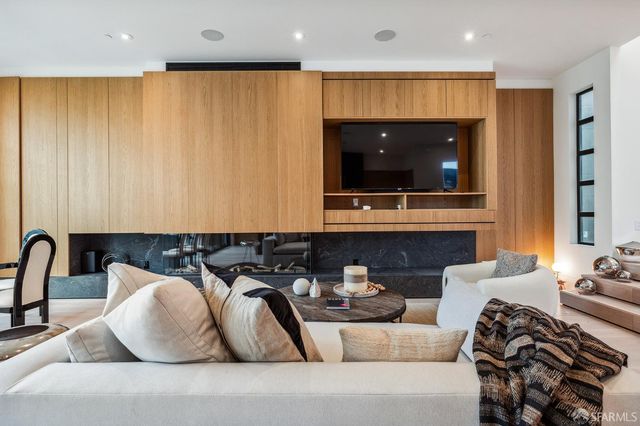 2020 Webster Street, San Francisco, CA 94115