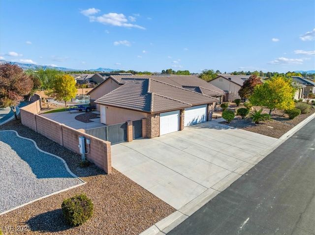 111 Mondale Court, Pahrump, NV 89048