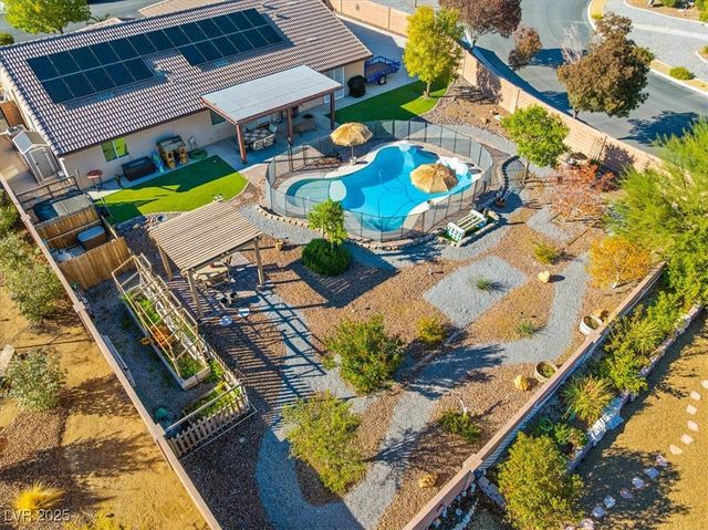 111 Mondale Court, Pahrump, NV 89048