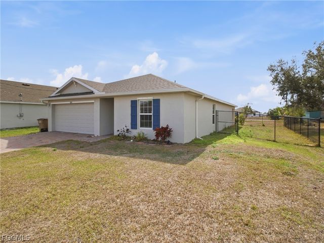 4214 NE 20th CT, Cape Coral, FL 33909