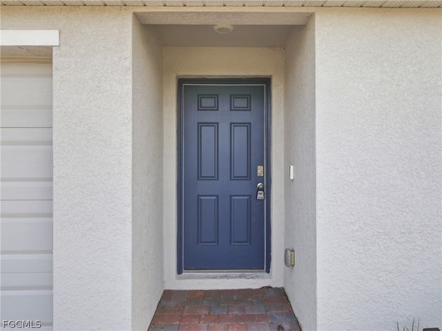 4214 NE 20th CT, Cape Coral, FL 33909