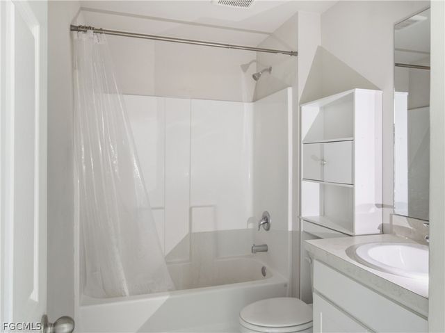 4214 NE 20th CT, Cape Coral, FL 33909