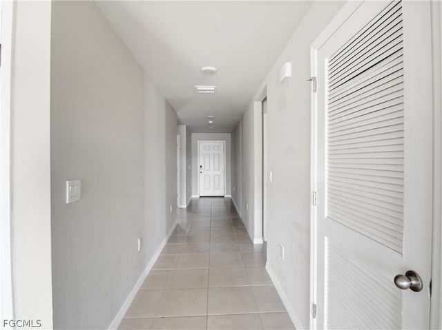 4214 NE 20th CT, Cape Coral, FL 33909