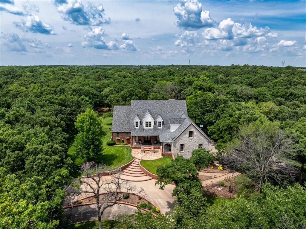 10035 Stone Gate Way, Arcadia, OK 73007