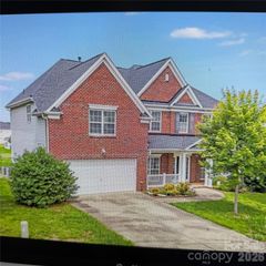 6227 Castlecove Road, Charlotte, NC 28278