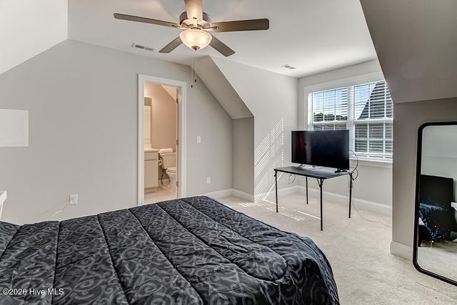 312 Lightning Bug Lane, Holly Ridge, NC 28445