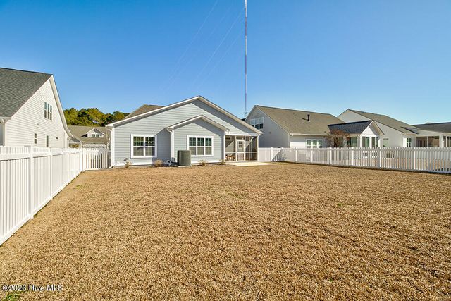 312 Lightning Bug Lane, Holly Ridge, NC 28445