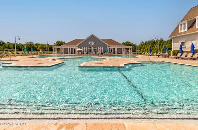 312 Lightning Bug Lane, Holly Ridge, NC 28445