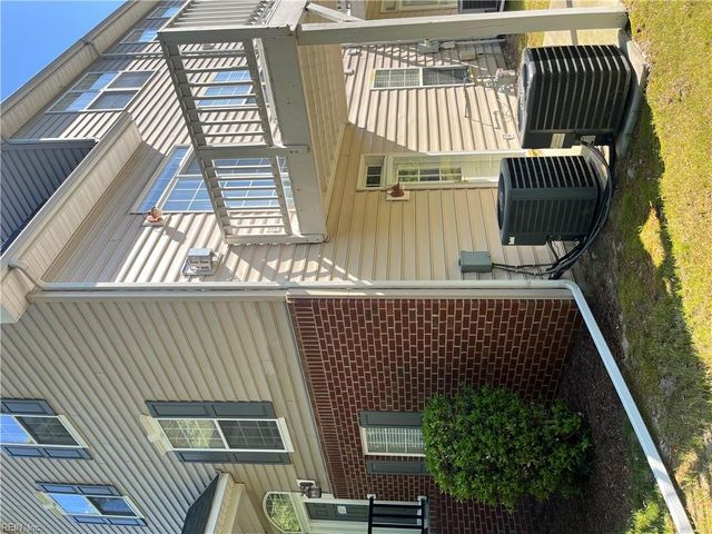 4400 Harlesden DR, Virginia Beach, VA 23462