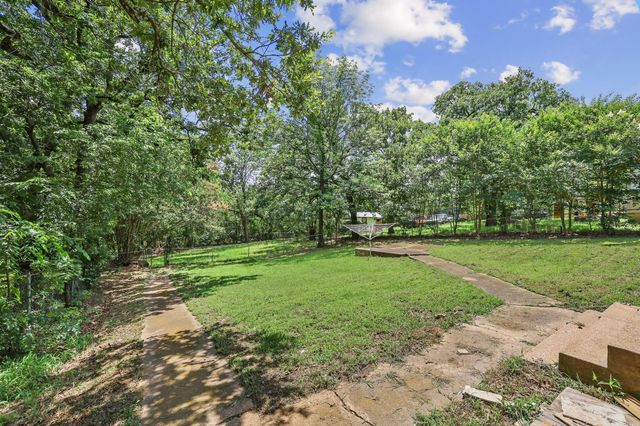 1108 Park Drive, Denison, TX 75020