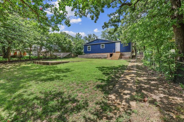 1108 Park Drive, Denison, TX 75020
