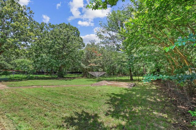 1108 Park Drive, Denison, TX 75020