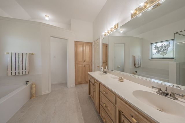 2305 Floyd Hampton Road, Crowley, TX 76036