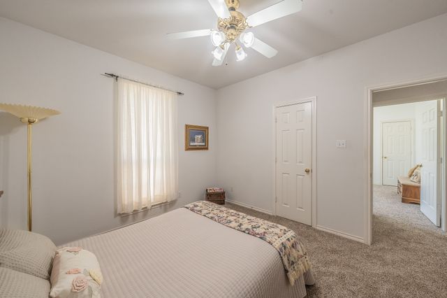 2305 Floyd Hampton Road, Crowley, TX 76036