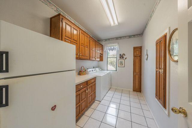 2305 Floyd Hampton Road, Crowley, TX 76036