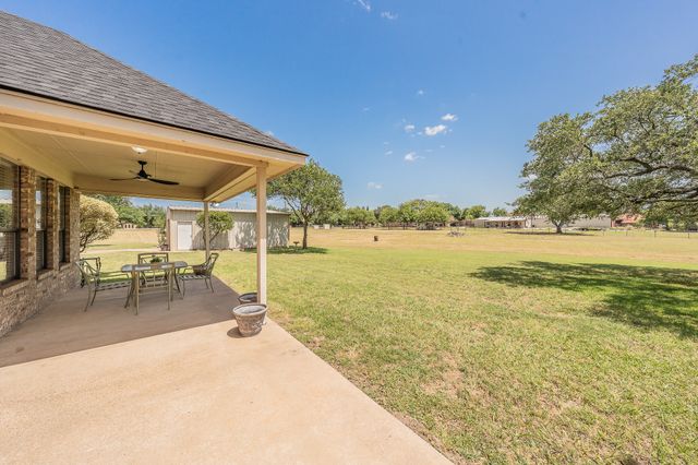 2305 Floyd Hampton Road, Crowley, TX 76036