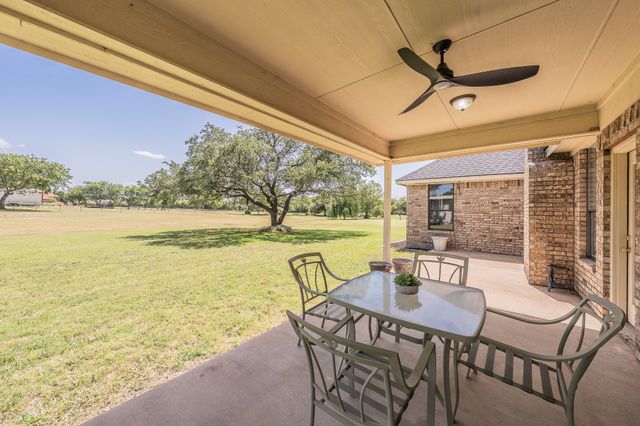 2305 Floyd Hampton Road, Crowley, TX 76036