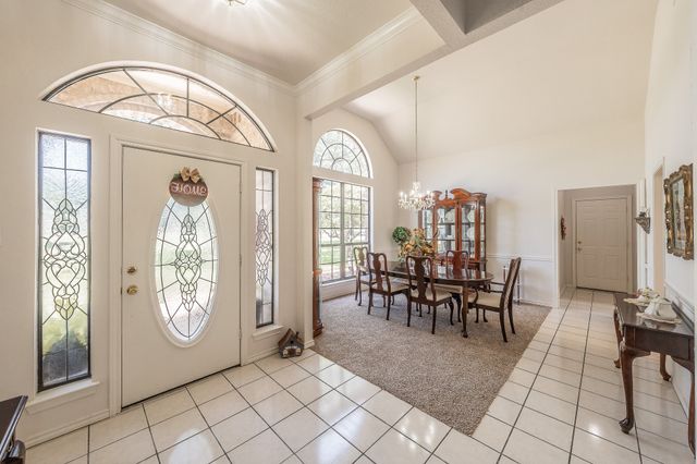 2305 Floyd Hampton Road, Crowley, TX 76036