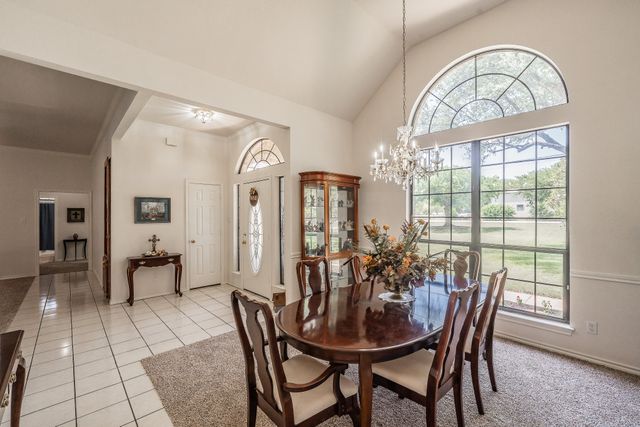 2305 Floyd Hampton Road, Crowley, TX 76036