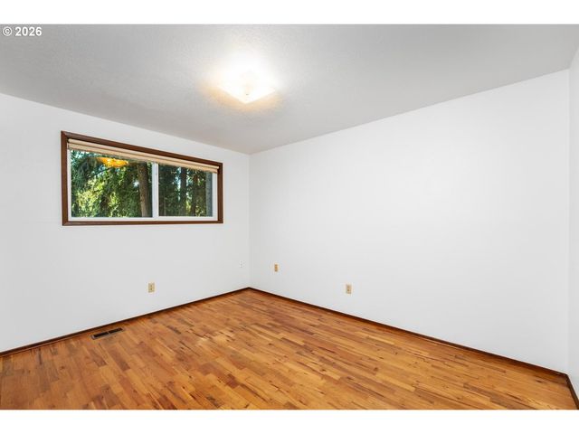 9110 Sw PINEBROOK St, Tigard, OR 97224