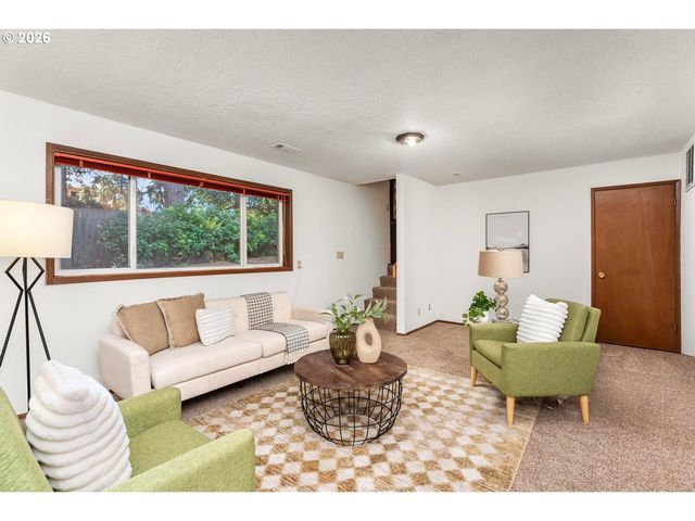 9110 Sw PINEBROOK St, Tigard, OR 97224