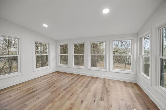 1335 Lynndale Drive, Winston-salem, NC 27106