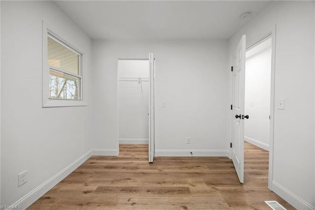 1335 Lynndale Drive, Winston-salem, NC 27106