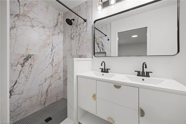 1335 Lynndale Drive, Winston-salem, NC 27106