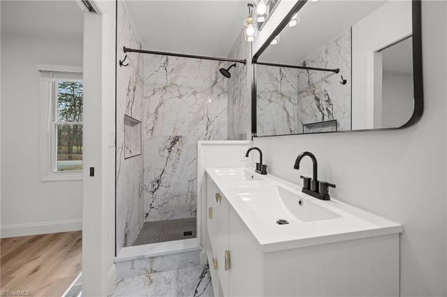 1335 Lynndale Drive, Winston-salem, NC 27106