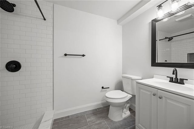 1335 Lynndale Drive, Winston-salem, NC 27106