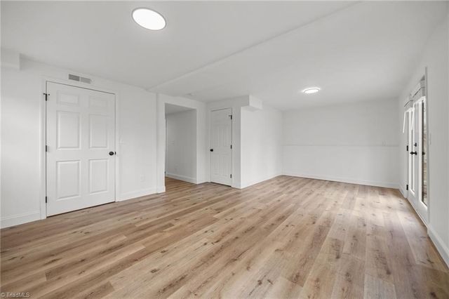 1335 Lynndale Drive, Winston-salem, NC 27106