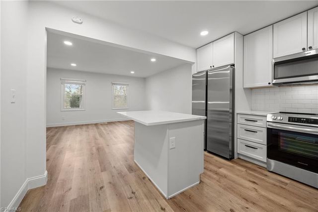 1335 Lynndale Drive, Winston-salem, NC 27106