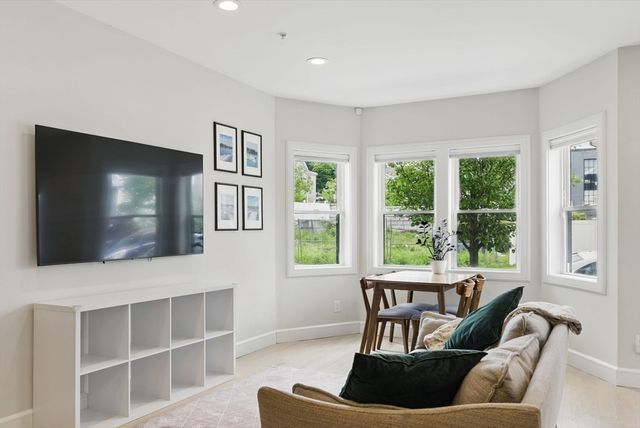 54 Robey 54, Boston, MA 02119