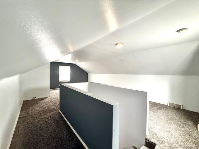 2330 ROWLAND Avenue, Royal Oak, MI 48067