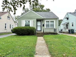 2330 ROWLAND Avenue, Royal Oak, MI 48067