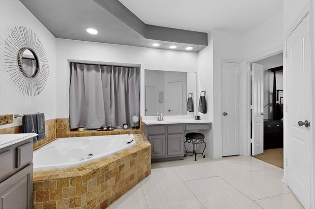 1808 Paddington Court, Arlington, TX 76017