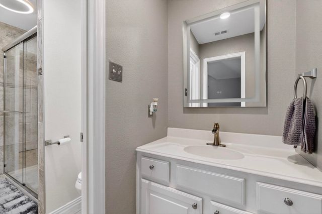 1808 Paddington Court, Arlington, TX 76017