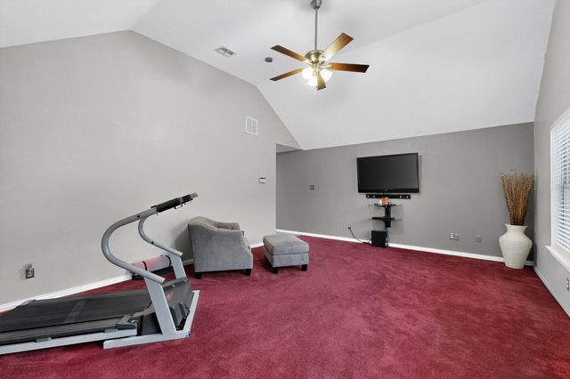 1808 Paddington Court, Arlington, TX 76017