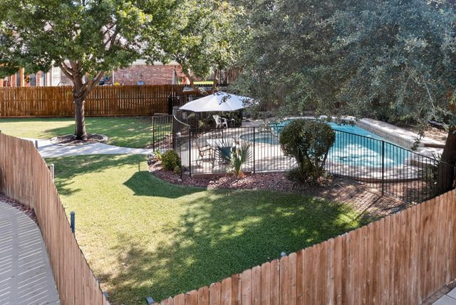 1808 Paddington Court, Arlington, TX 76017