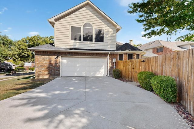 1808 Paddington Court, Arlington, TX 76017