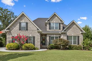 5122 Saint Ives Dr, Murfreesboro, TN 37128