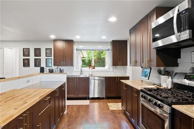 13410 Mt Olivet Road, Smithville, MO 64089