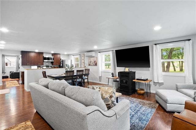 13410 Mt Olivet Road, Smithville, MO 64089