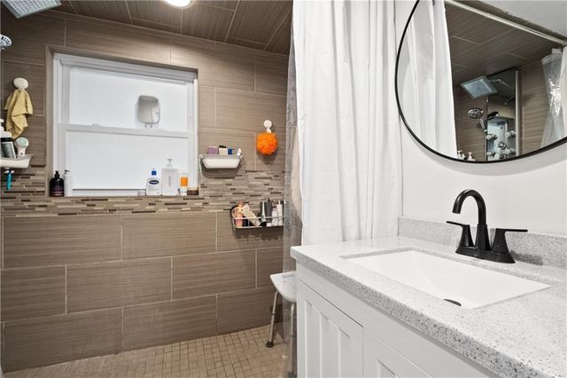 13410 Mt Olivet Road, Smithville, MO 64089