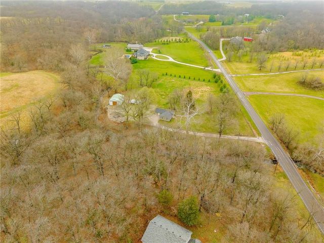 13410 Mt Olivet Road, Smithville, MO 64089