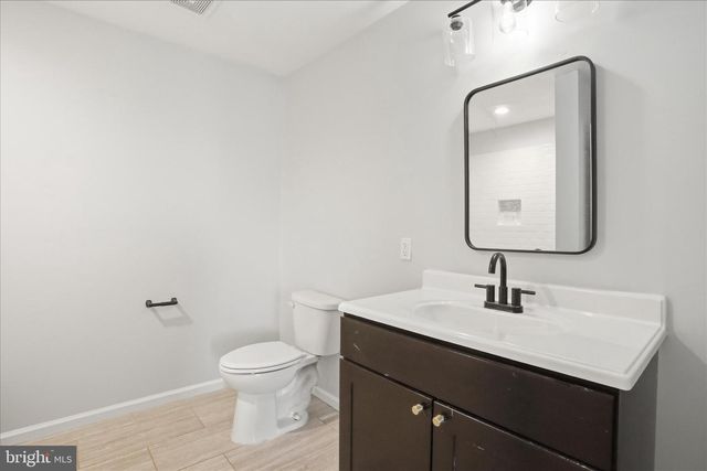 1033 MOUNTAIN HEIGHTS RD, Front Royal, VA 22630