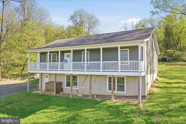 1033 MOUNTAIN HEIGHTS RD, Front Royal, VA 22630