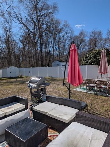 12 Brentwood Ave, Avon, MA 02322