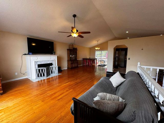 275 Diamond Way, Chatsworth, GA 30705