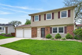 4340 Rock Cove Drive, Hoffman Estates, IL 60192